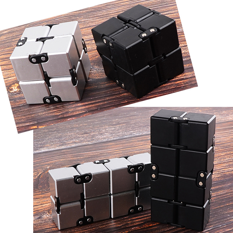 Metal Infinite Cube Stress Rel - Model Kit Infinite Dimension avaliação e preço