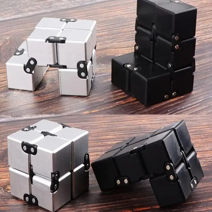 Metal Infinite Cube Stress Rel - Model Kit Infinite Dimension avaliação e preço