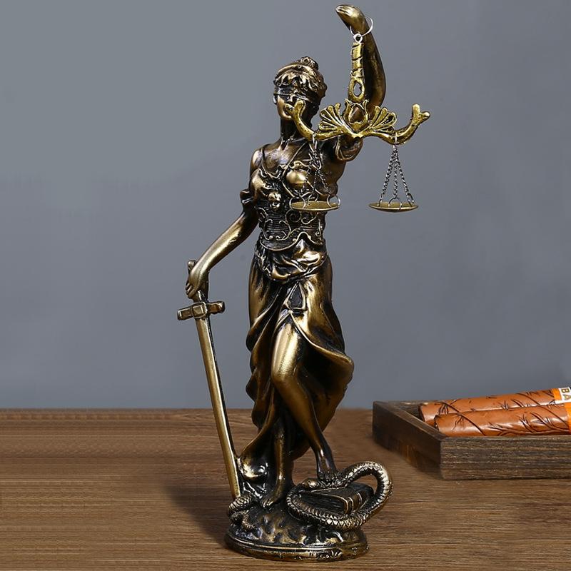 Antique Brass Lady Justice Sta - Model Kit Judge avaliação e preço