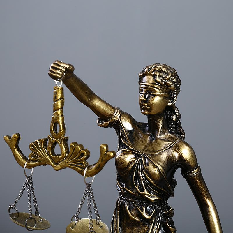 Antique Brass Lady Justice Sta - Model Kit Judge avaliação e preço