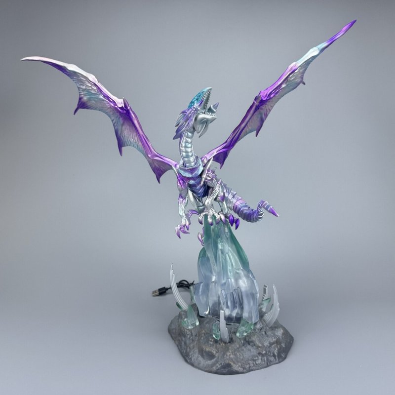 45cm Yu Gi Oh Blue Eyes White  - Model Figure Base avaliação e preço