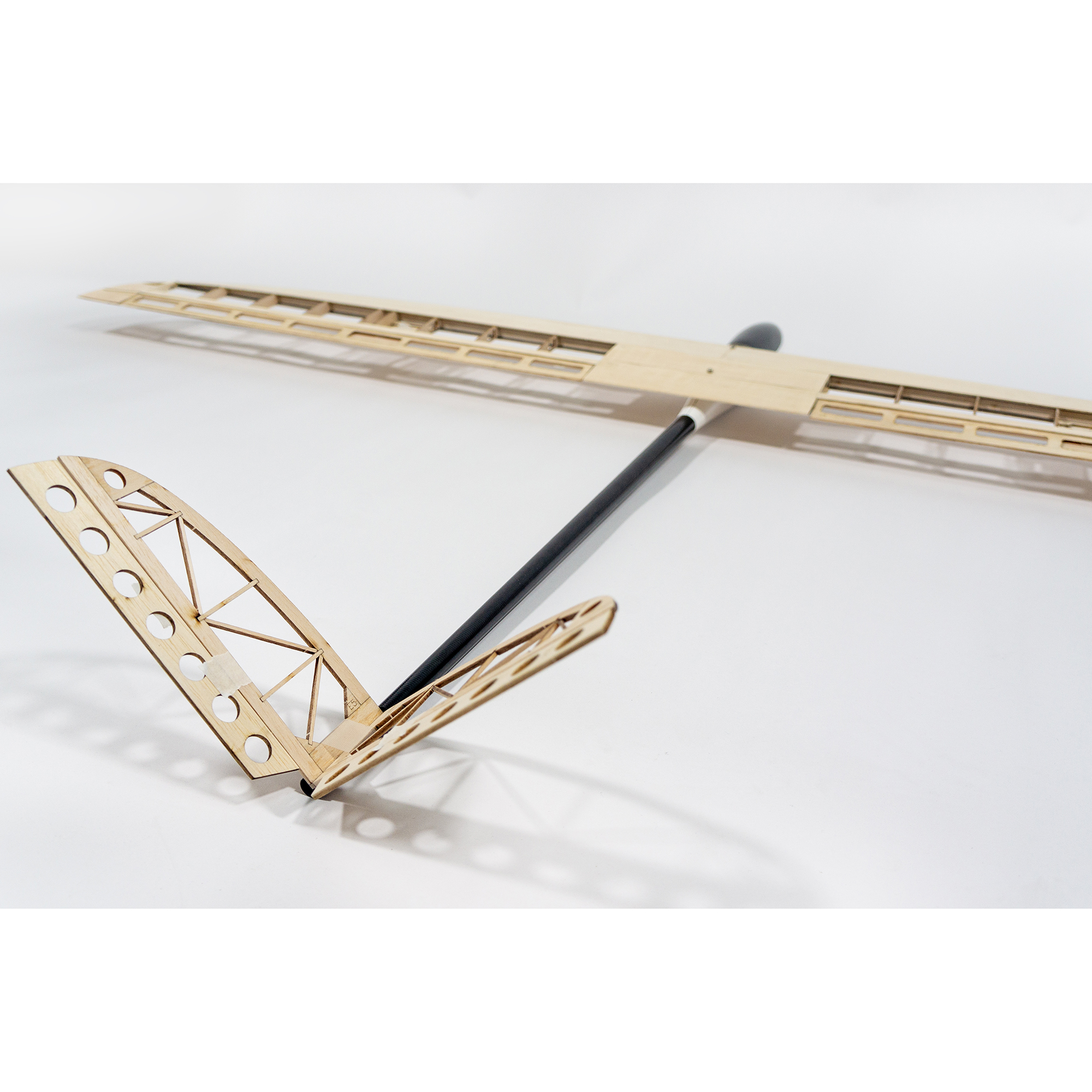 DW Hobby 1500m Glider Falcon B - Model Kit Instructions avaliação e preço